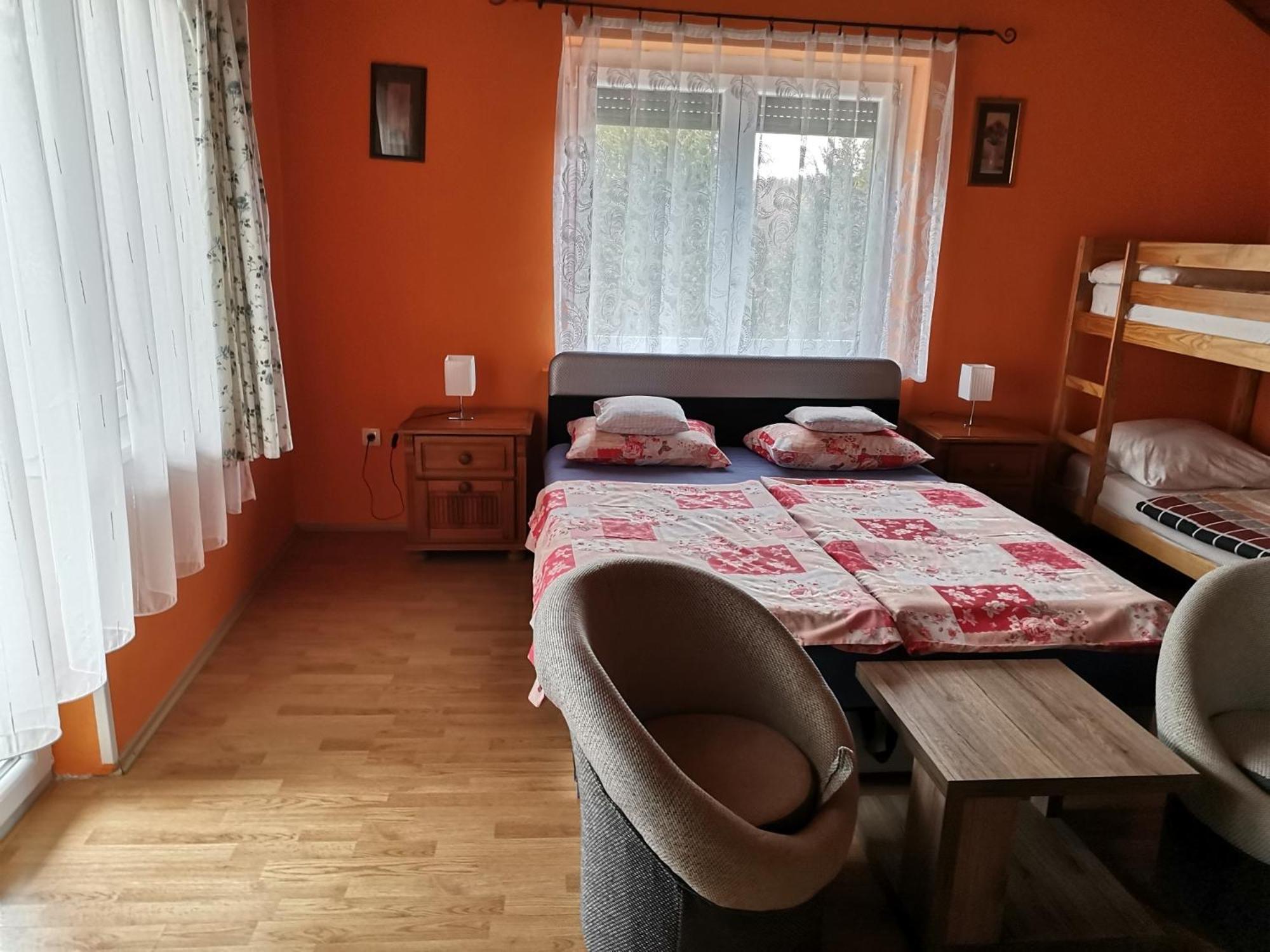 Fenyo Vendeghaz Hotel Paradsasvar Luaran gambar