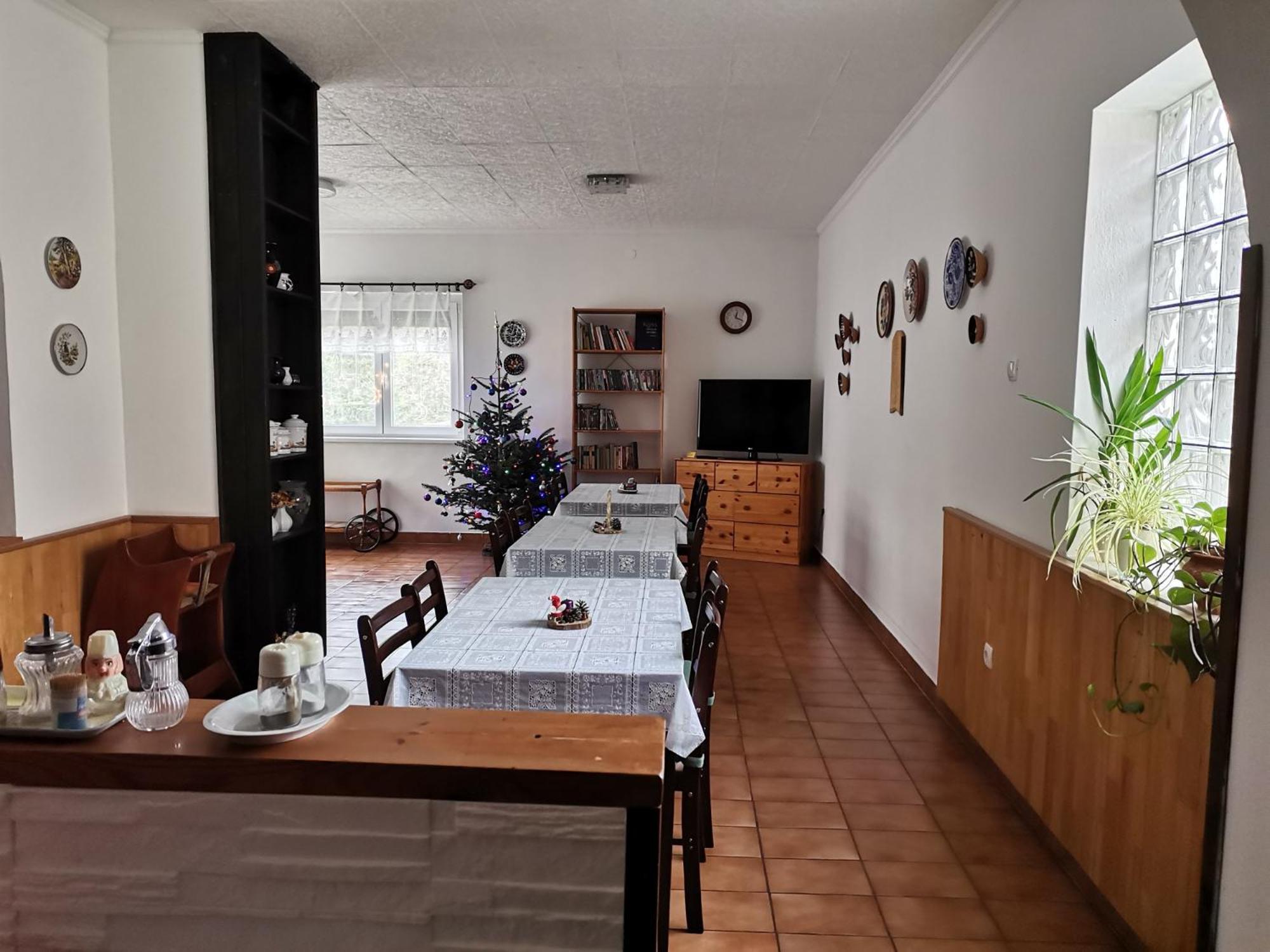 Fenyo Vendeghaz Hotel Paradsasvar Luaran gambar
